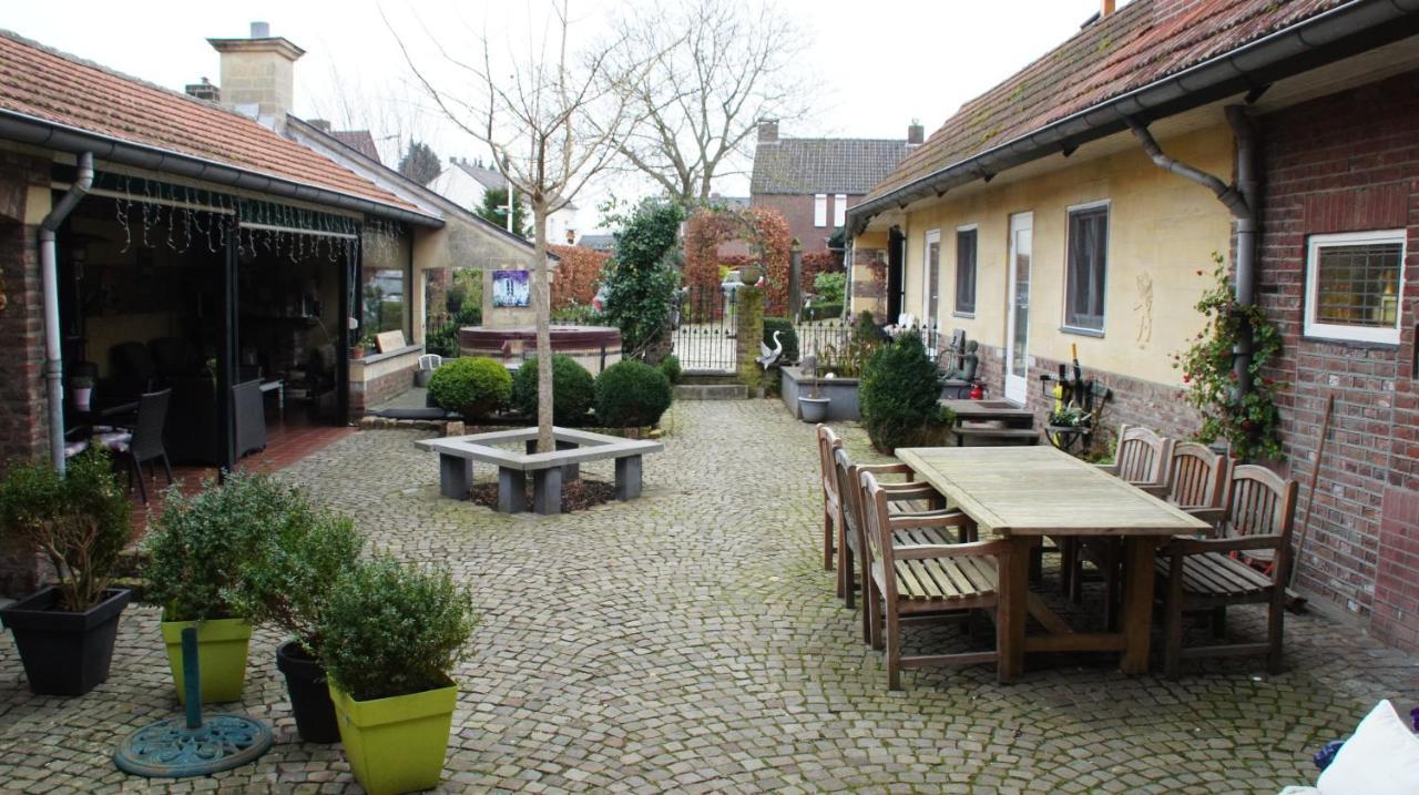 Ferrum Ferrum Valkenburg aan de Geul Exterior photo